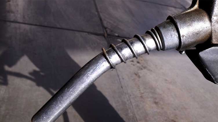  Social media report protests by Iranian oil workers for higher wages