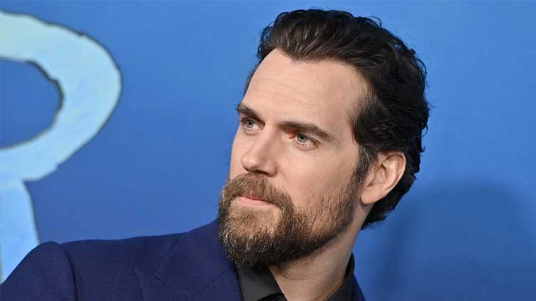  Amazon aims to give 'Warhammer 40,000' new powers with Henry Cavill