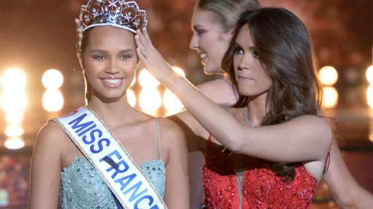 Miss France 2023 crowned after tweaked pageant fails to sway critics