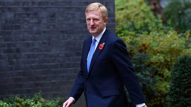  Britain is 'resolute' on nurses' pay, senior minister says