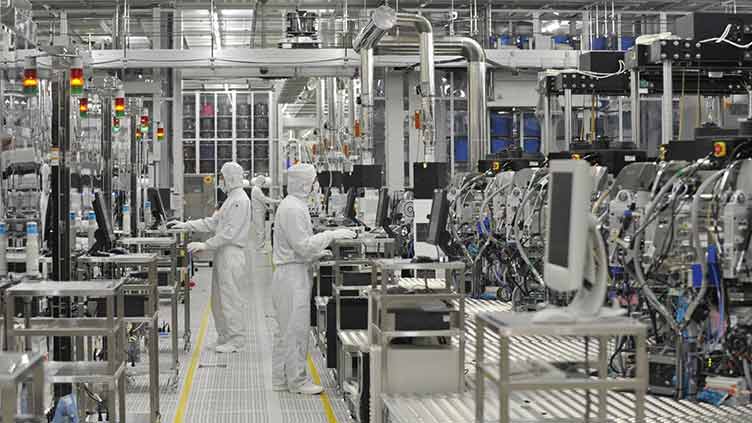 Renesas halts work at Beijing plant due to Covid spread