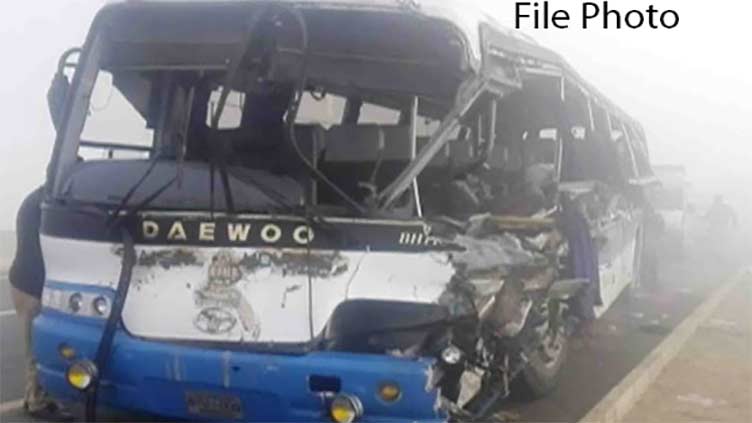 Eight perish after two buses collide in Rajanpur's fog-bound area 