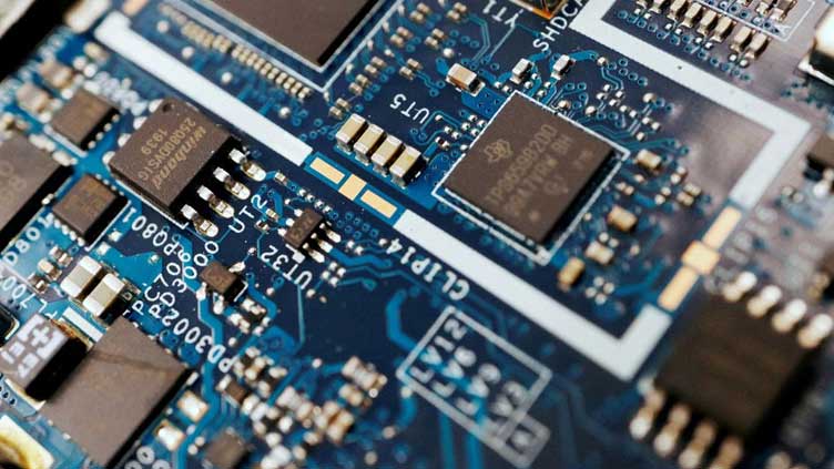  Chip dilemma will buy Beijing precious time