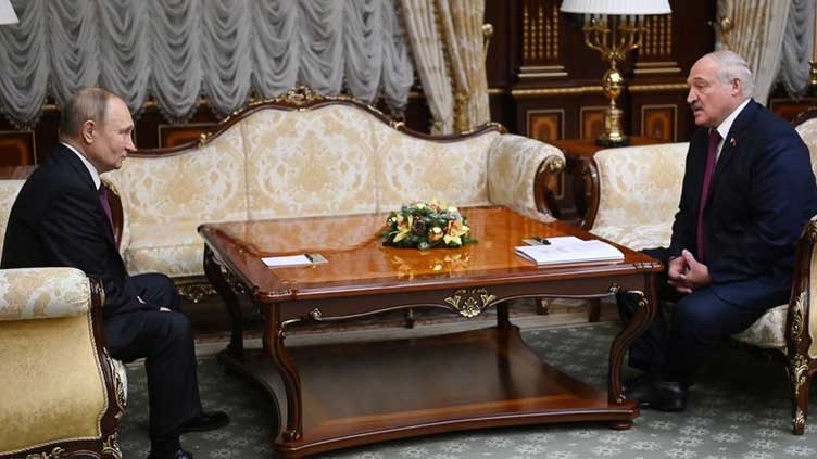  Putin says Russia does not want to absorb anyone after talks with Belarus' Lukashenko