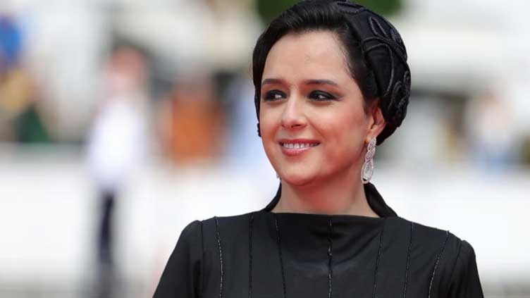 Oscar-winning Iranian filmmaker backs jailed actor Alidoosti