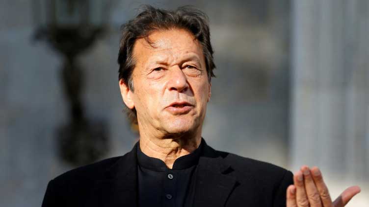 Imran Khan pledges to stand tall amid no-confidence move  
