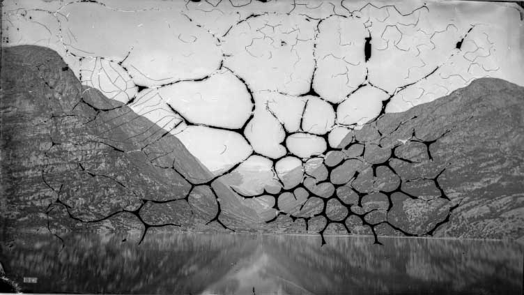 As climate clock ticks, aviator races to photograph glaciers