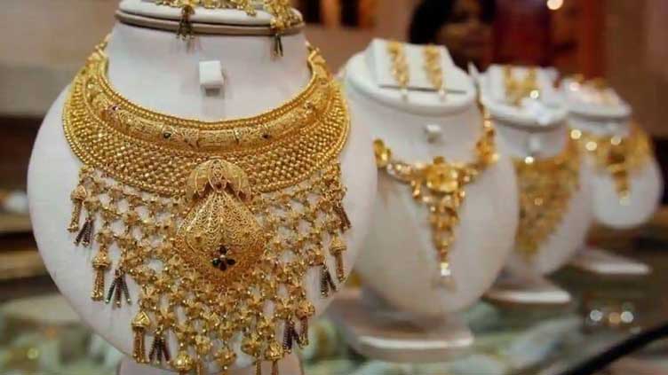 Gold sets new record, surpasses Rs180,000 per tola