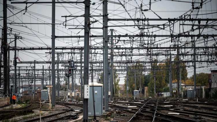 French railways face 100-mn-euro bill over Christmas strike