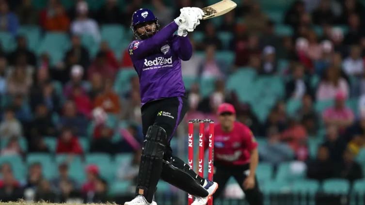 Sydney Sixers survive despite Asif Ali's heroics