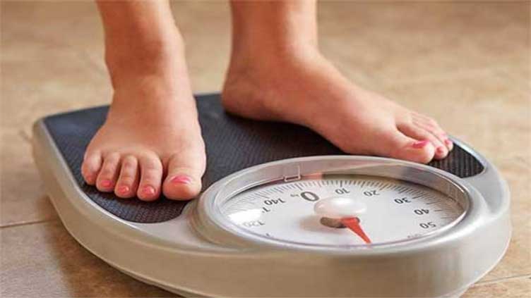 Reducing weight for middle aged people lead to mental health problems