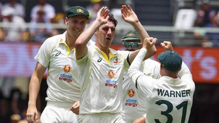 South Africa in trouble at 58-4 in 'Boxing Day' Test