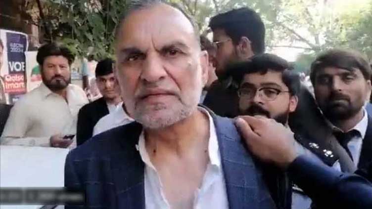 IHC issues notices to govt in Azam Swati's post-arrest bail plea