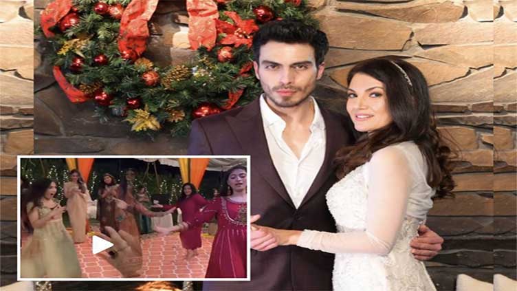 Reham Khan, her children on song at her wedding