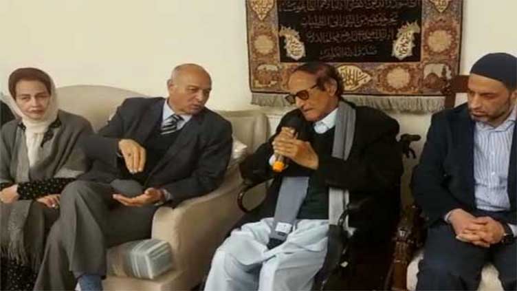 Shujaat urges politicians to unite for country's stability
