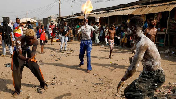 Nigeria dance carnival helps residents reclaim the streets