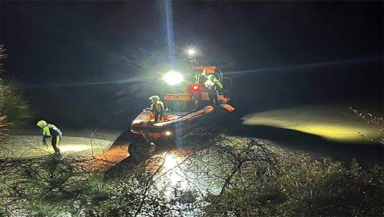 Dog rescued from water beneath 30-foot South Carolina cliff