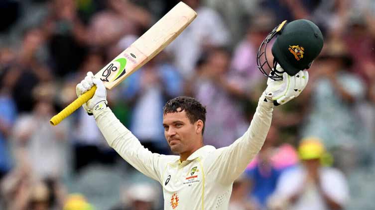 Carey hits maiden ton as Australia take second Test away from South Africa