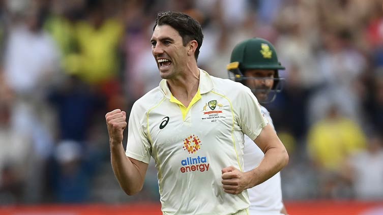 Australia six wickets from victory, South Africa 120-4 at lunch