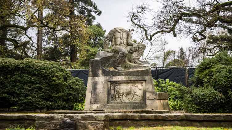 Northern California statue of meat-packing magnate beheaded