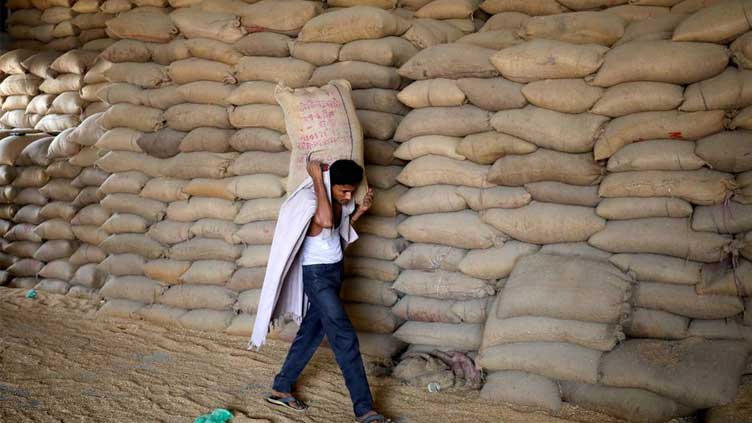  Modi's popularity key to selling cut in food aid ahead of Indian elections