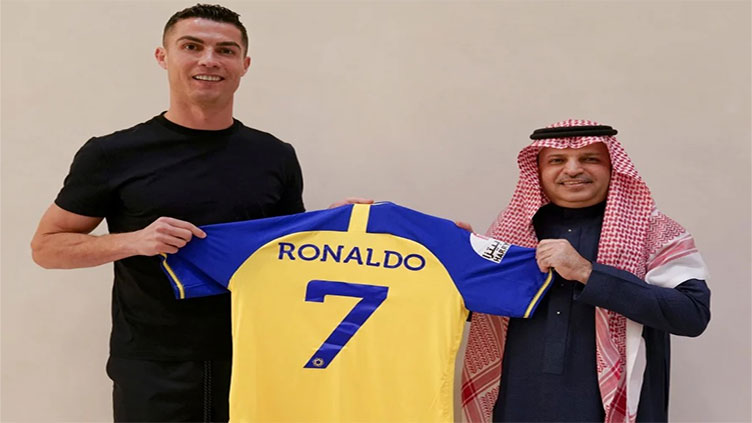Ronaldo signs for Al Nassr in deal worth 'more than 200m euros'