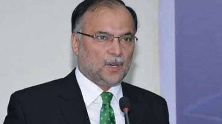 Ahsan Iqbal sees tough year ahead for Pakistan's economy