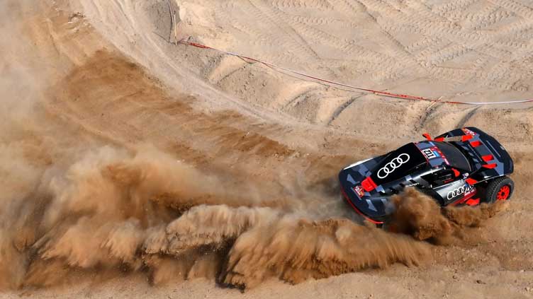 Audi's Ekstroem leads the way in Dakar prologue