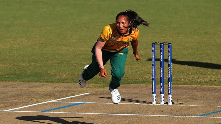 Shabnim Ismail's four-for gives South Africa Women series win