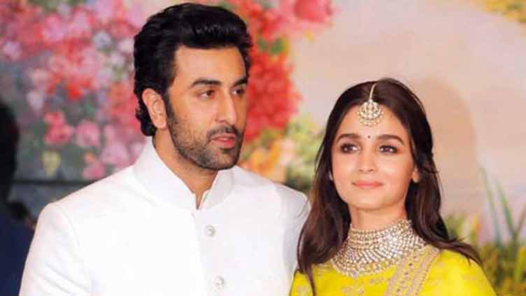 Alia Bhatt, Ranbir Kapoor to tie knot in April