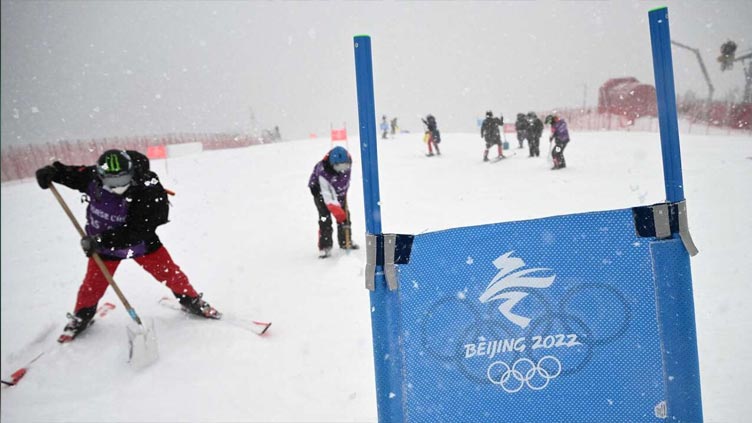 Heavy snowfall sees women's Olympic downhill training cancelled