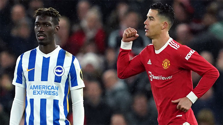 Ronaldo ends barren run as Man Utd climb back into top four