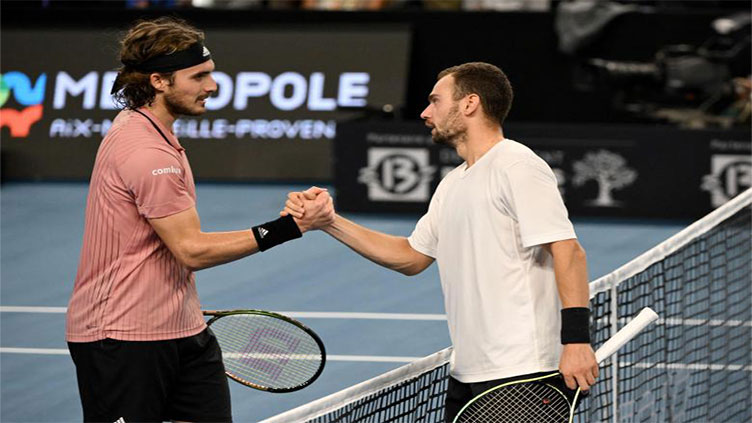 Tsitsipas stunned in Marseille by 163rd-ranked Safiullin