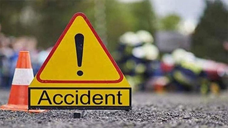 Two killed, four injured as car hits a roadside tree in Bannu