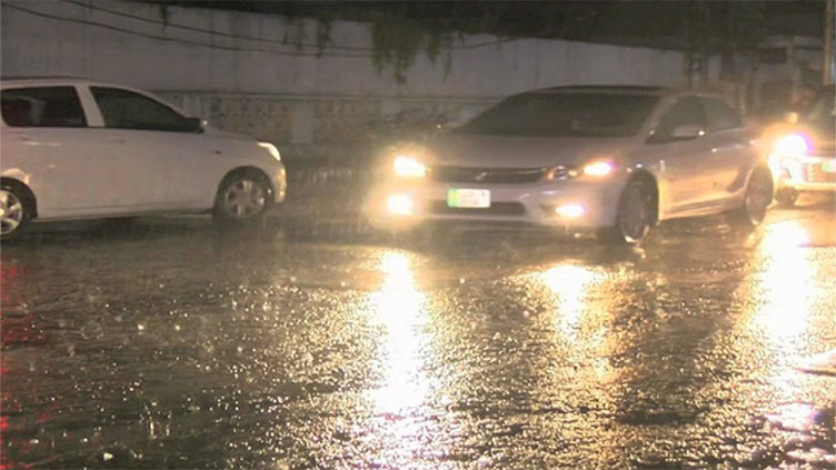 Rain in Lahore, other parts of country turns weather cold