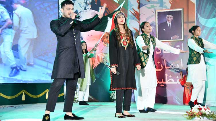 Pakistani singer Shahroz Khan shows support, unity with Kashmiris