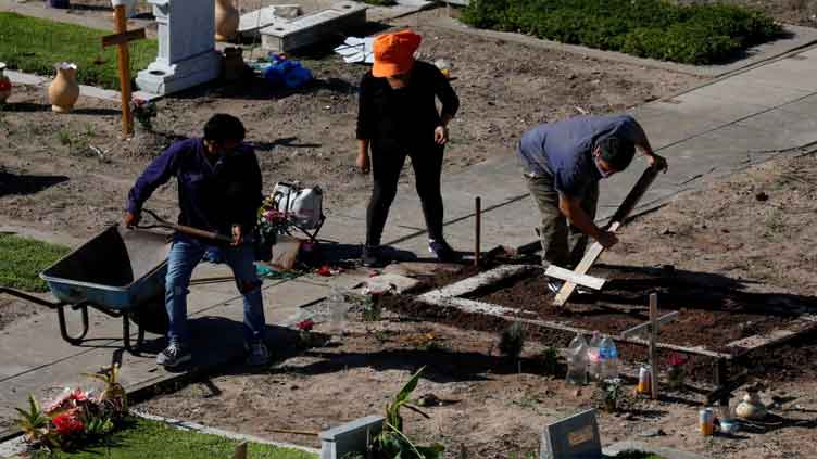 Argentina sends workers home to ease strain of hot weather