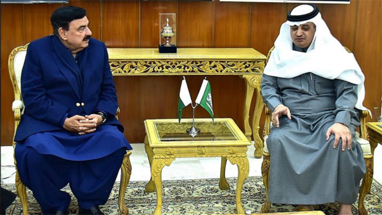 Saudi Ambassador calls on Sheikh Rashid