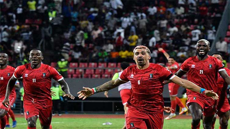 Minnows Equatorial Guinea win shoot-out to set up Senegal clash