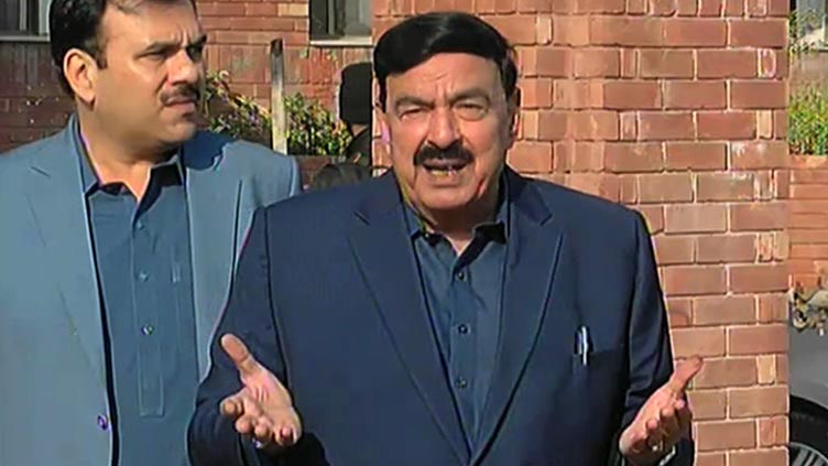 Army, govt may have different views but are on same page: Sh Rashid