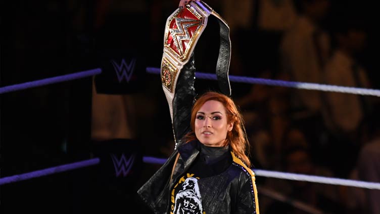 WWE star Lynch balances motherhood, beatdowns nearing Rumble