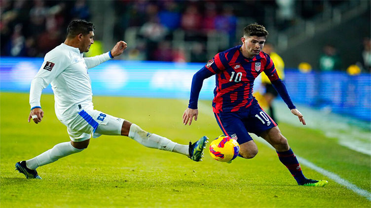 US, Canada win to lead CONCACAF World Cup race