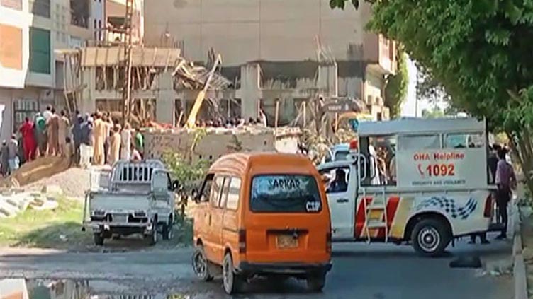 Laborer killed as roof of under-construction house collapses in Karachi