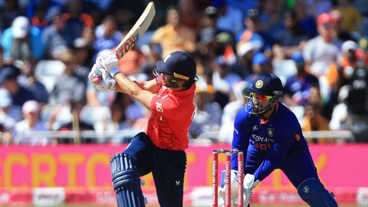 England avoid India T20 whitewash with 17-run win