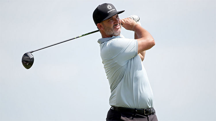 Piercy surges to three-stroke lead at PGA 3M Open
