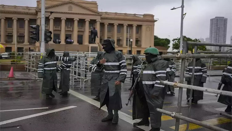 Sri Lanka troops demolish main protest camp