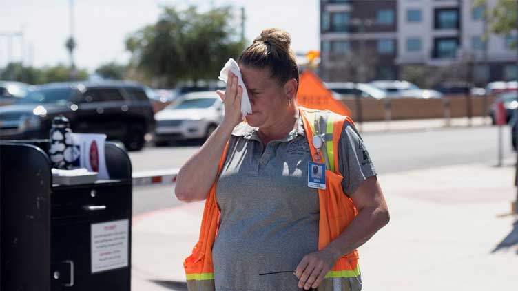 What is behind the heat waves affecting the United States?