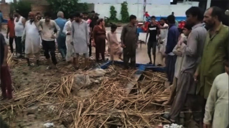 Four killed, 14 injured as roof of warehouse collapses in Sahiwal