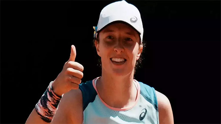 Swiatek says 'sky's the limit' ahead of French Open semi-final