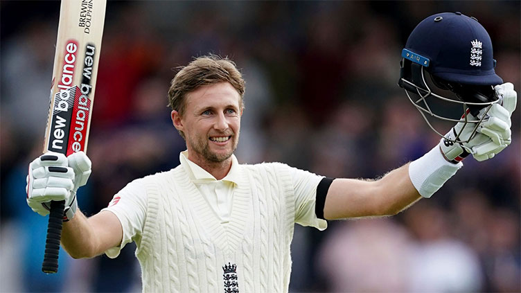 Root puts captaincy cares behind him as he joins '10,000 club'